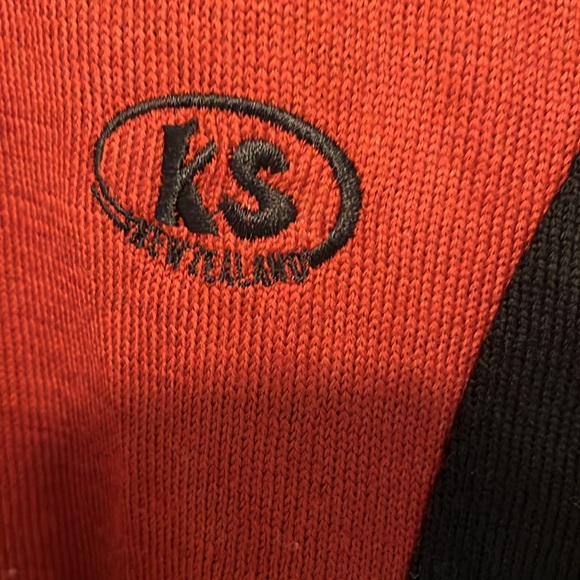 Bartholomue New Zealand Women’s Red 3/4 Zip Fleece Size Small - Picture 4 of 7